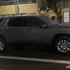 ترافرس رمادي 8 راكب