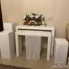 طاولة استقبال نظيفه استخدام يوم فقط