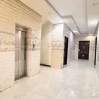 شقه 130 متر للبيع بسعر منافس حي القادسية وشقة مرممة نظيفة