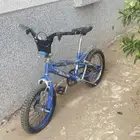 سيكل ماقس 16 سليم من كل شي يبيله لستك قدام او رقعه نشيط