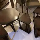 طاولة ممتازه و سليمه
