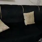 كنب مع 4 طاولات وحده كبيره وثلاثه صغار