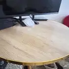 طاوله كبيره وحده و5صغار وواحد سيكل