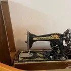 مكينة خياطة أثريه