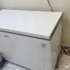 ثلاجه وفريزر ارضي للبيع