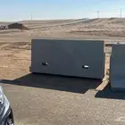 تركيب نيوجرسي حواجز خرسانية للطرق