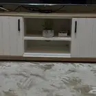 اثاث للبيع بسبب النقل (مكيف - كنب - طاولة)