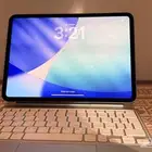 ايباد برو 11-انش M4 مع ماجيك كيبورد