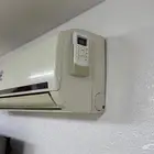 مكيف سبليت حار بارد 12 وحده