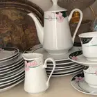 ابحث عن طقم صيني