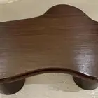 طاولة خشب