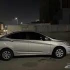 للبيع اكسنت 2016