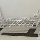 سرير اطفال حديد