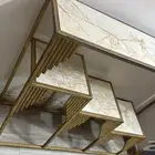 طاولة خدمة ومزهرية مدخل