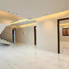 للبيع روف علوي مستقل حي النور شمال الخميس بحوش بايكه سياره
