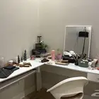 طاوله على شكل L