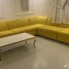 كنب مع طاوله