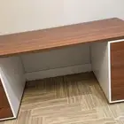 طاولة شبيهة ايكيا