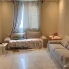 كنب صاله لون أبيض