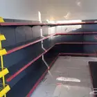 رفوف المنيوم وثلاجة ببسي بابين