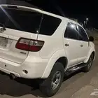 للبيع فوتشنر مديل 2009 ديزل شرط محركات وبدي عليه طاقه شمسيه