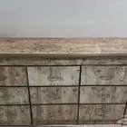 طاوله للبيع نظيفه