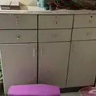 للبيع دولاب خشب ماليزي
