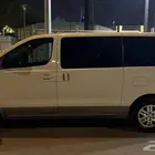 نقل الطلاب إلى المدرسة