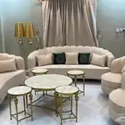 كنب للبيع كامل مع كل الاغراض الموجوده بالصوره