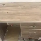 طاولة مكتب