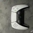 يد بلاستيشن 5