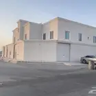 للبيع فلة و 3 شقق جديدة بحي الندى بالدمام