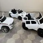 للبيع 3 سيارات كهربائية للاطفال ( لكزس لاند كروزر جاكوار)