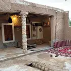 بستان تراثي طيني