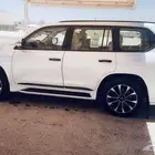 للبيع لكزس بلاك دشن مديل 2021 عداد 13600 الموتر شرط