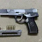 مسدسات حديد زينة