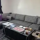 أثاث شقه كامل مجلس وصالتين وثلاجه وفرن وغرفه نوم كامله