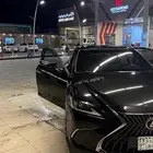 لكزس 2023 ممشى قليل مخزنه للبيع او البدل