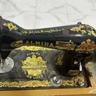مكينه خياطه قديمه