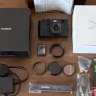 كاميرا فوجي Fuji X100F سوداء Black مع اكسسوارات