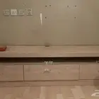 قاعدة تلفيزيون للبيع