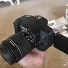 كاميره D700