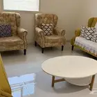 كنب وطاوله ومكتبه تلفاز