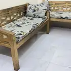 كراسي خشبيه