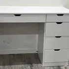 مكتبه نظيفه