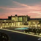 منتجع فاخر بالعمارية