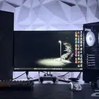 شاشة قيمنق 2K شبه جديدة