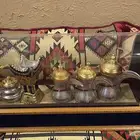 صندوق دلال ومبخرة وابريقين