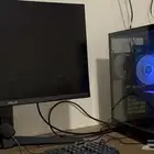 بي سي وشاشه للبيع