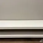 طاولة تلفزيون